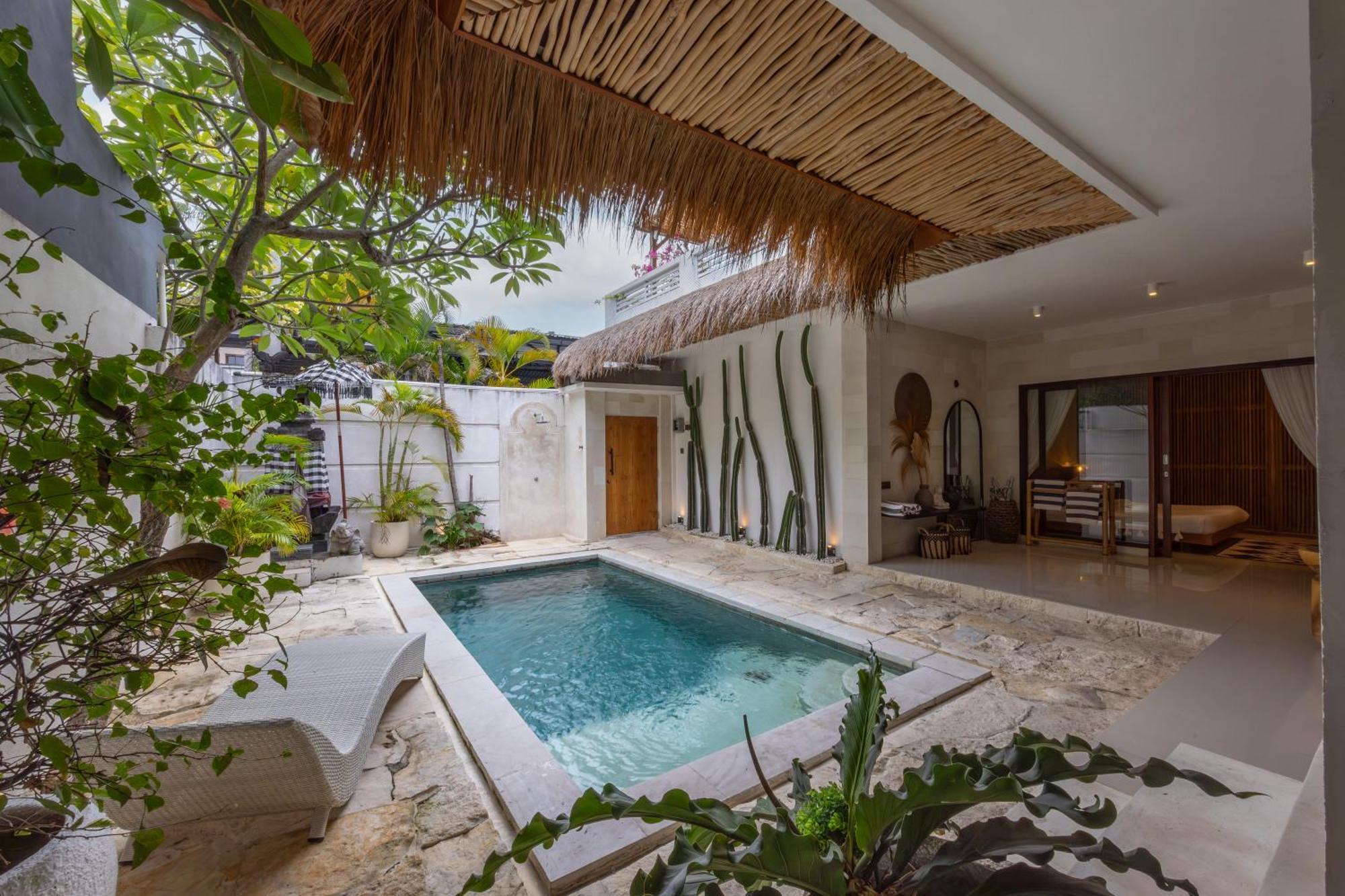 Turan Casa Auri Seminyak Villa ภายนอก รูปภาพ