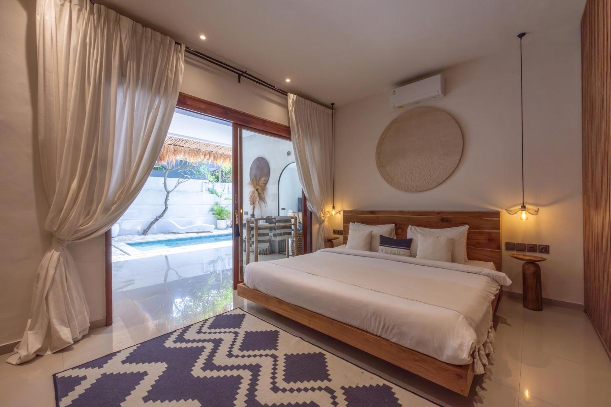 Turan Casa Auri Seminyak Villa ภายนอก รูปภาพ
