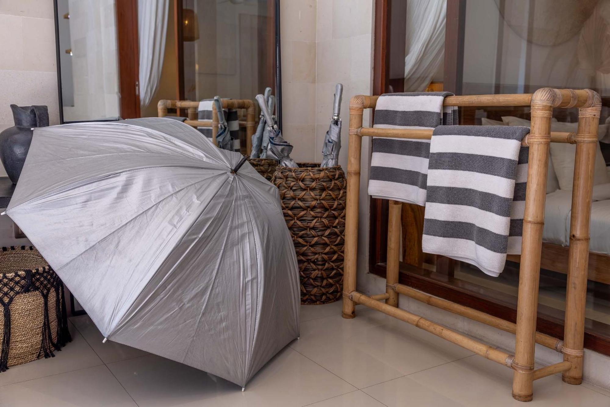 Turan Casa Auri Seminyak Villa ภายนอก รูปภาพ